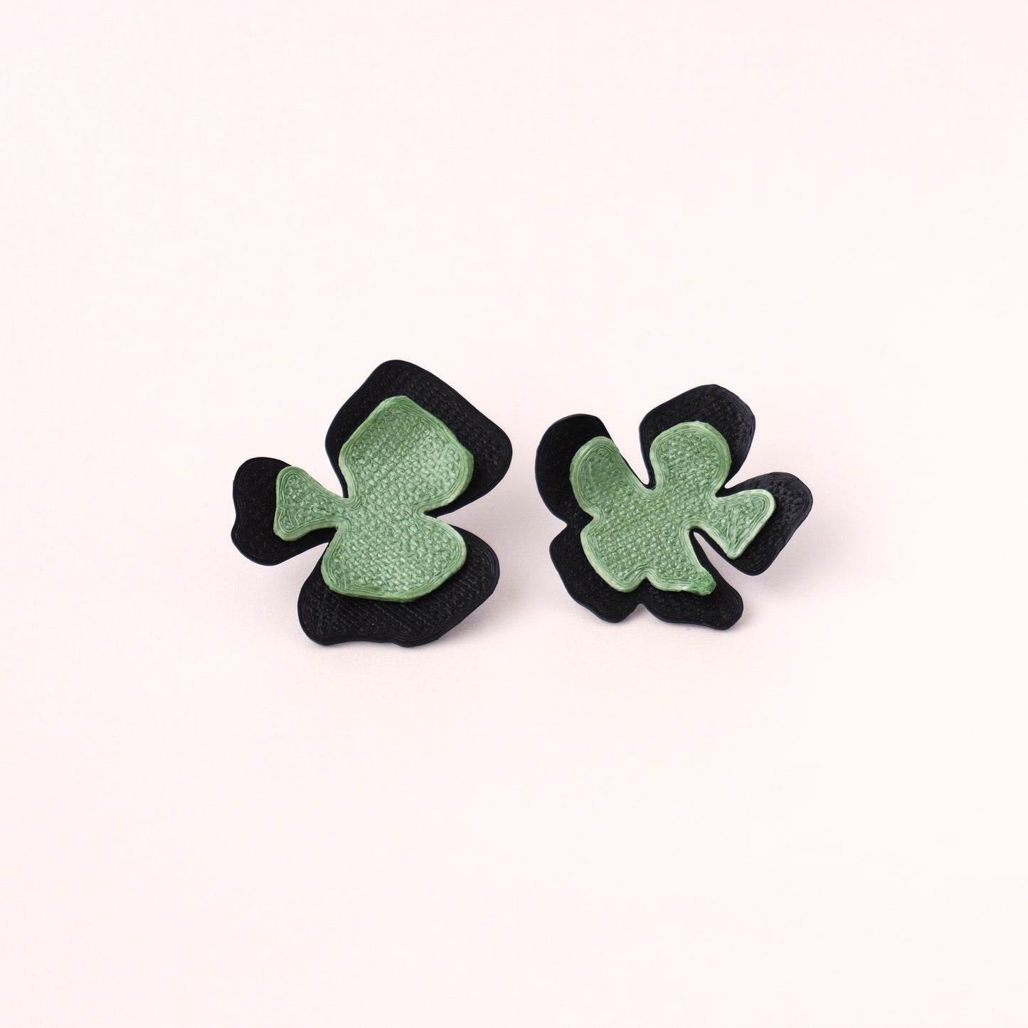 Aretes Aura