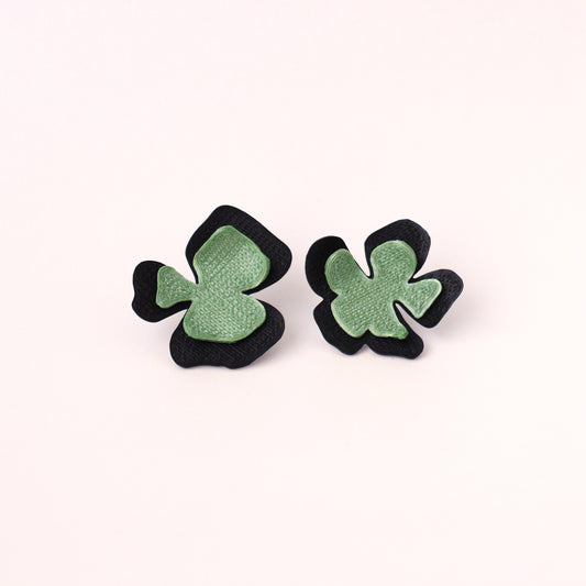 Aretes Aura